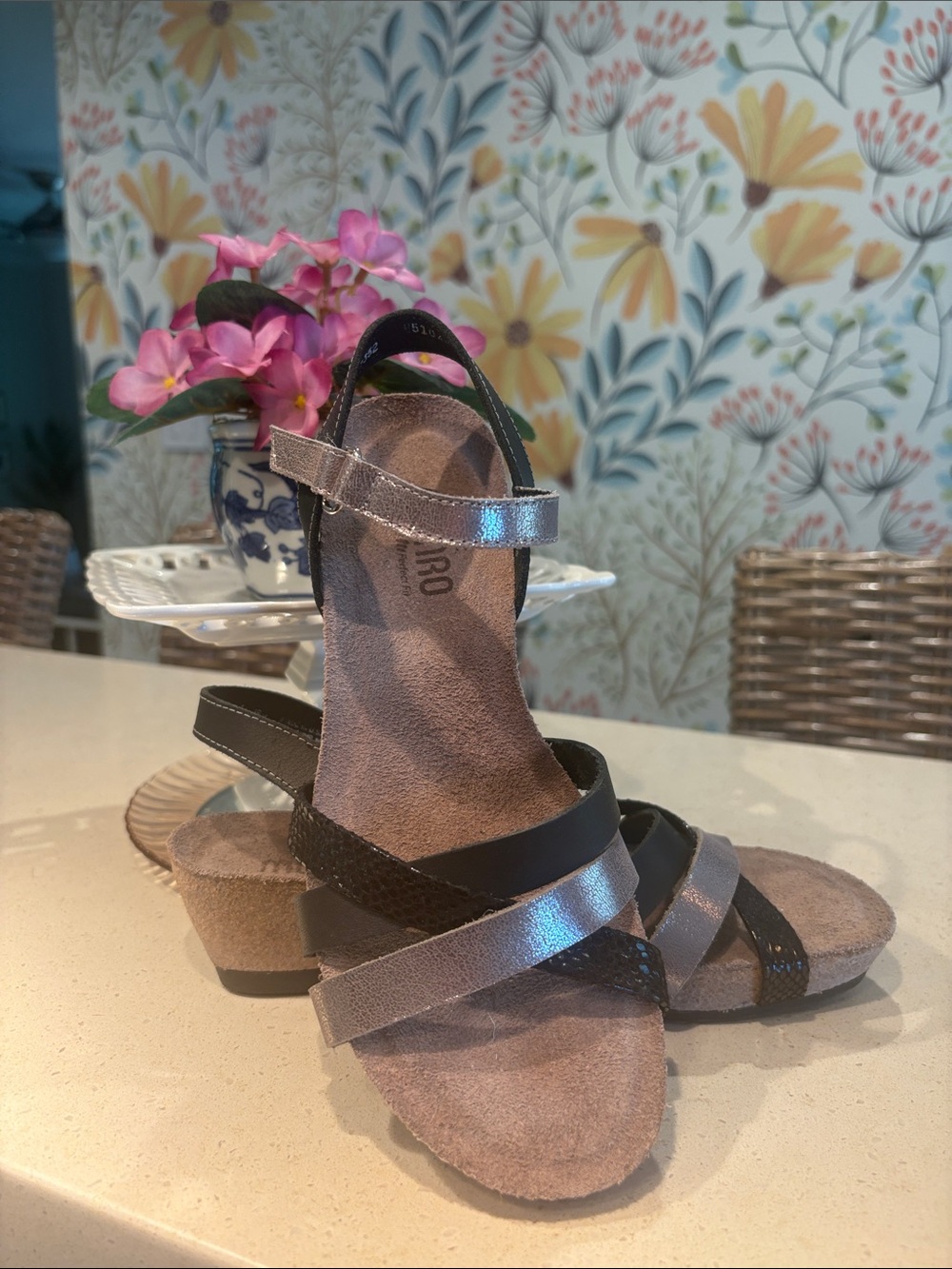 Munro “Eden” Metallic Black & Silver Strappy Cork Wedge Sandals - Size 8